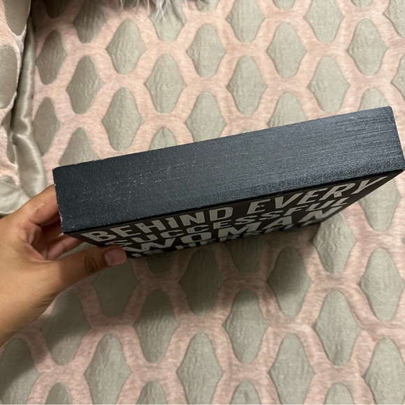 Home decor - Picture 2 of 4